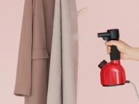 Laurastar IGGI Intense Red – Kompakter Hygiene-Steamer