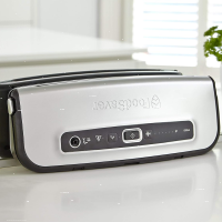 FoodSaver FFS015X Vakuummaschine mit Aufbewahrungsfach f&uum